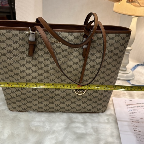 NWT Michael Michael Kors Jet Set Travel Lg MF Carryall Tote - Picture 4 of 7